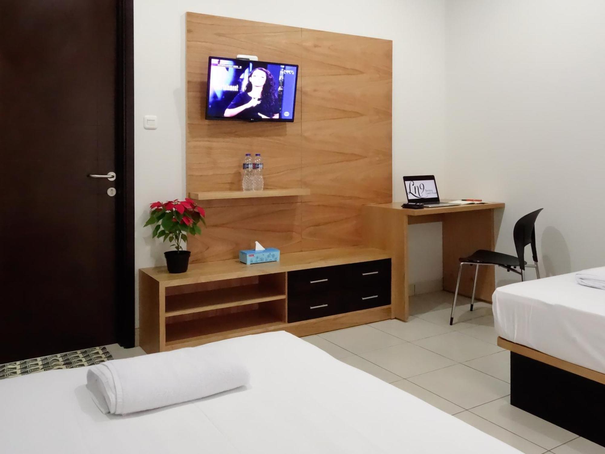 Ln9 Bandung Guest House מראה חיצוני תמונה